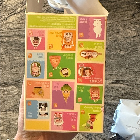 Popmart The Monsters Wacky Mart Figure handmade sandwich - Picture 9 of 9